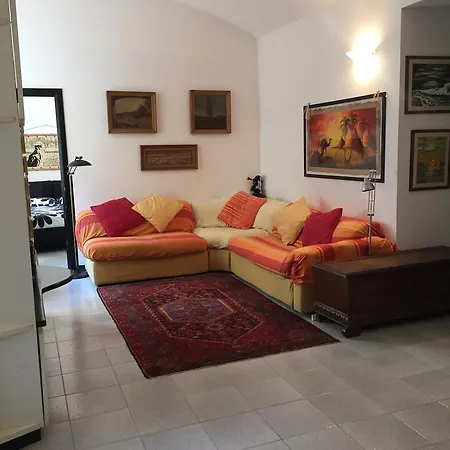 Apartment Giardino Dei Limoni